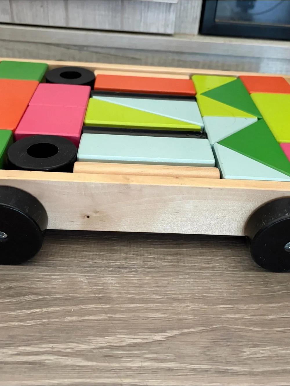 IKEA MULA 24 building blocks with pull wagon